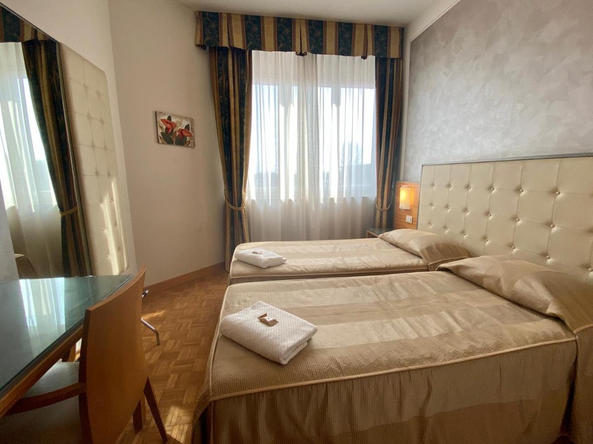 Hotel Riviera Segrate Extérieur photo