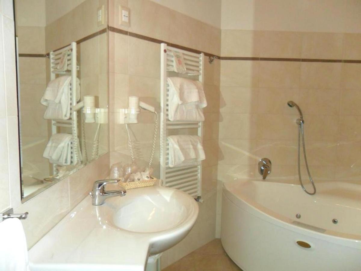 Hotel Riviera Segrate Extérieur photo
