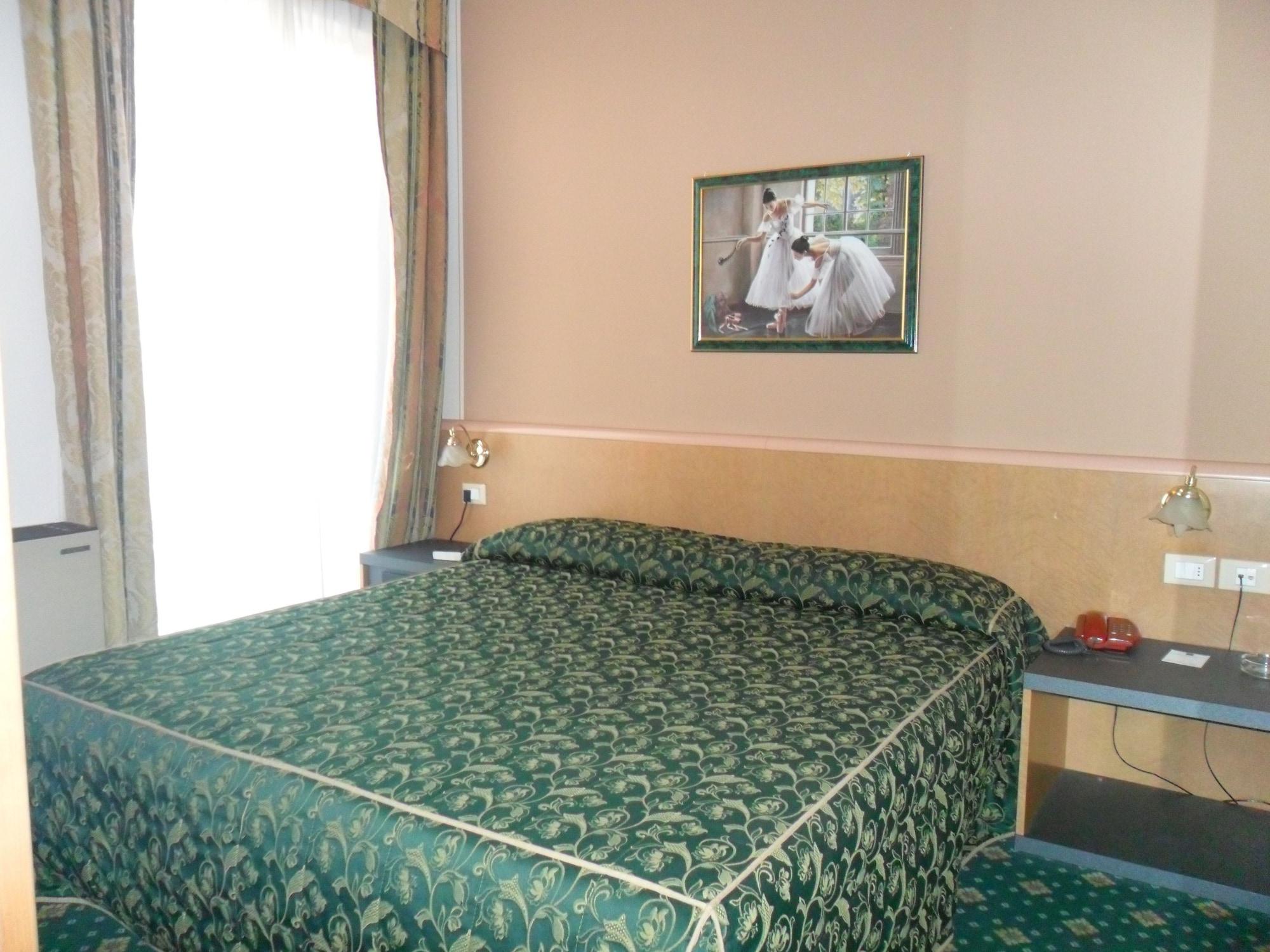 Hotel Riviera Segrate Extérieur photo