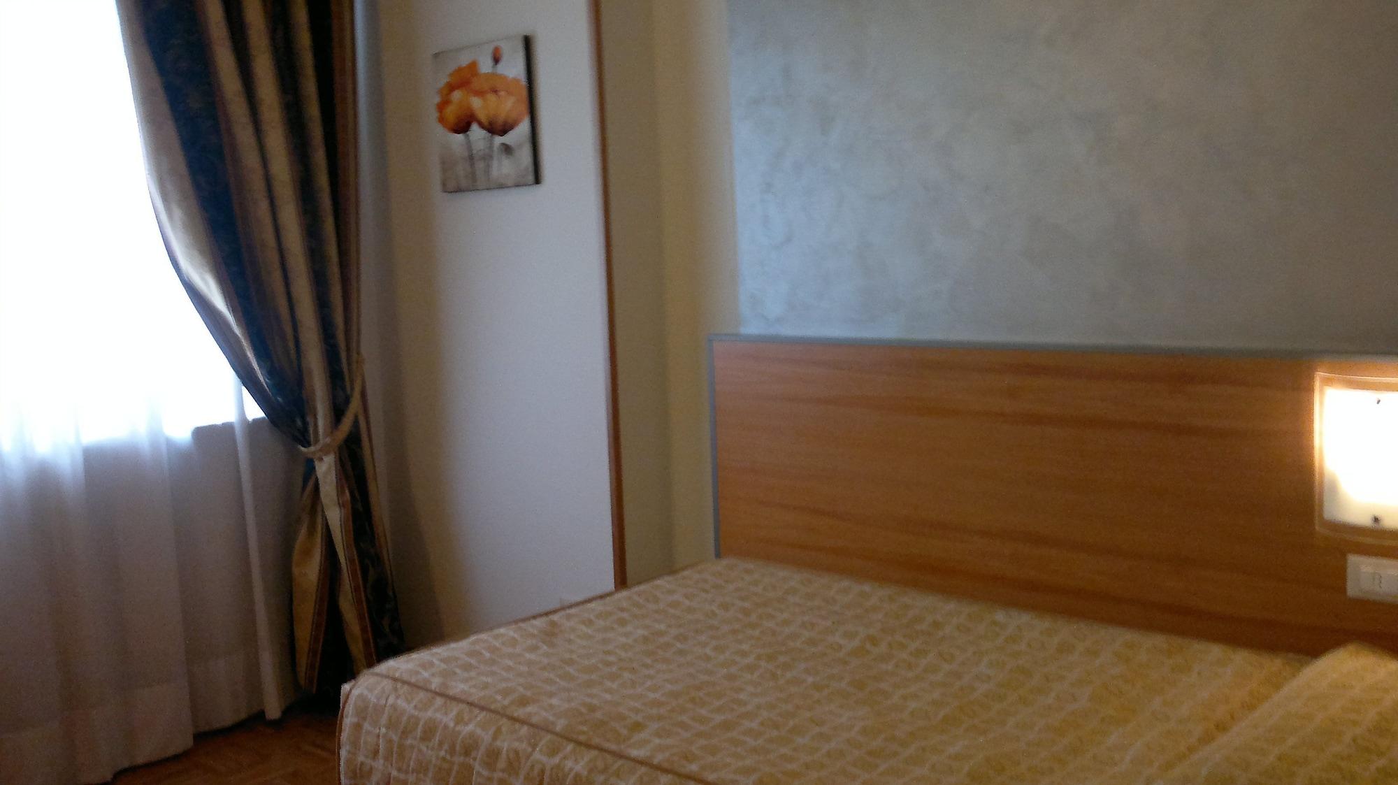 Hotel Riviera Segrate Extérieur photo
