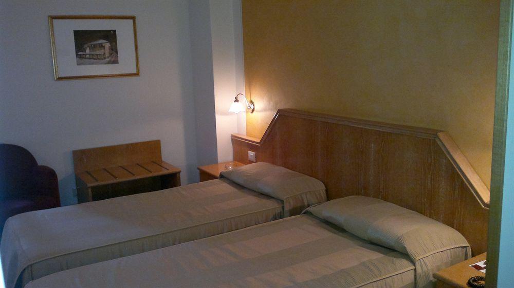Hotel Riviera Segrate Extérieur photo