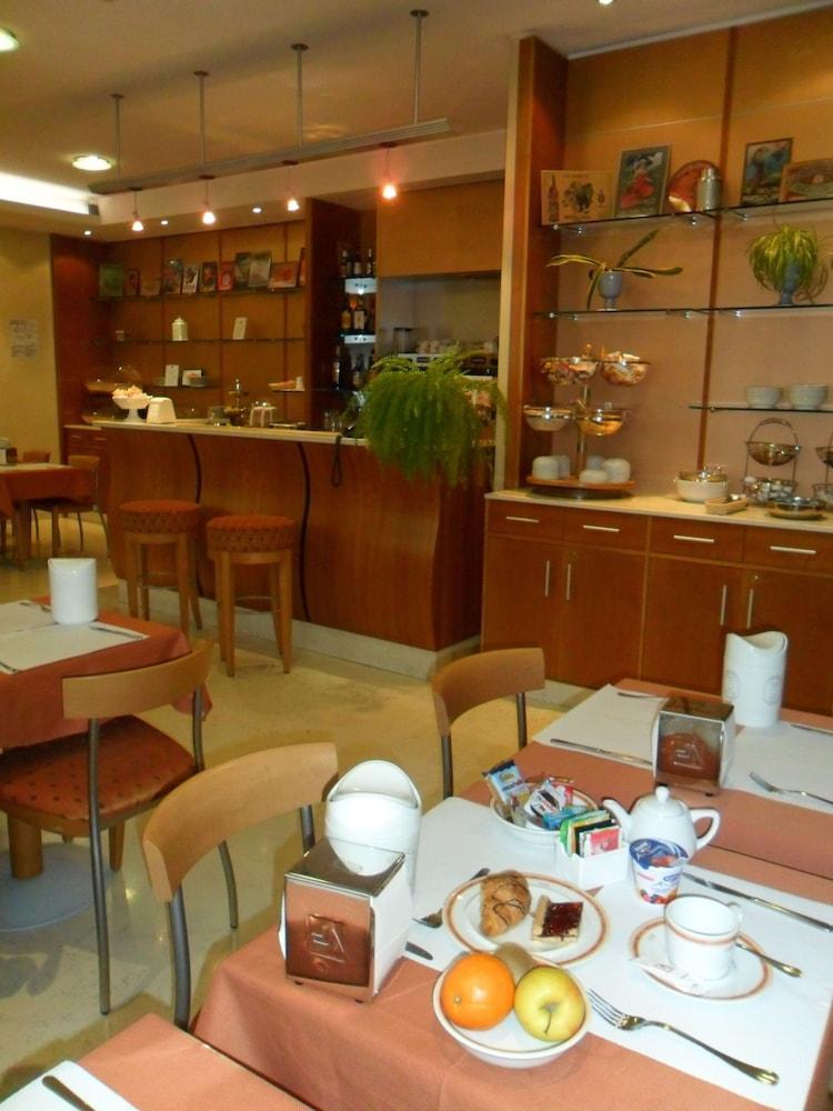 Hotel Riviera Segrate Extérieur photo